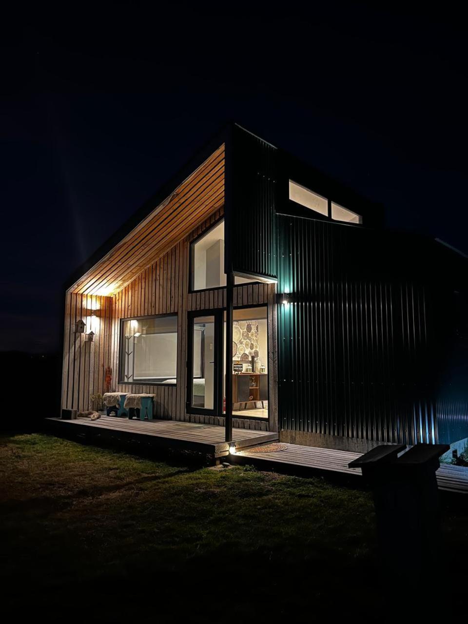 Cabana Julian Elias Verde Puerto Natales Extérieur photo